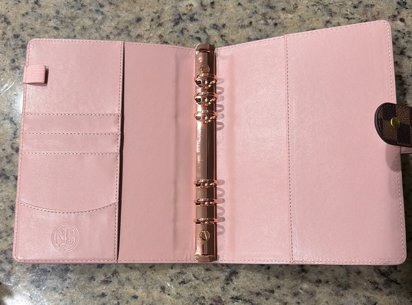 Pastel Pink Day Planner
For moms who love pink, planning, and pretty organization.